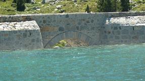 44 exutoire du lac d'Aubert